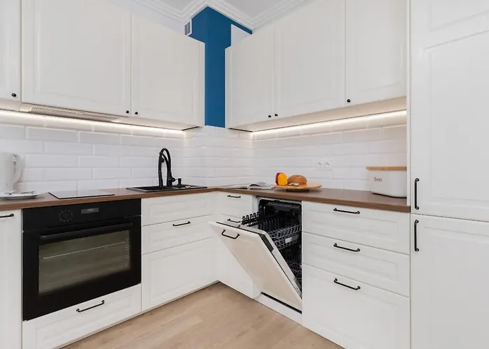 Redlowo & 2 Bedrooms & Parking By Renters * Gdynia